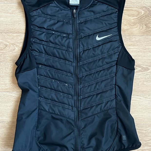 나이키 에어로로프트 조끼패딩