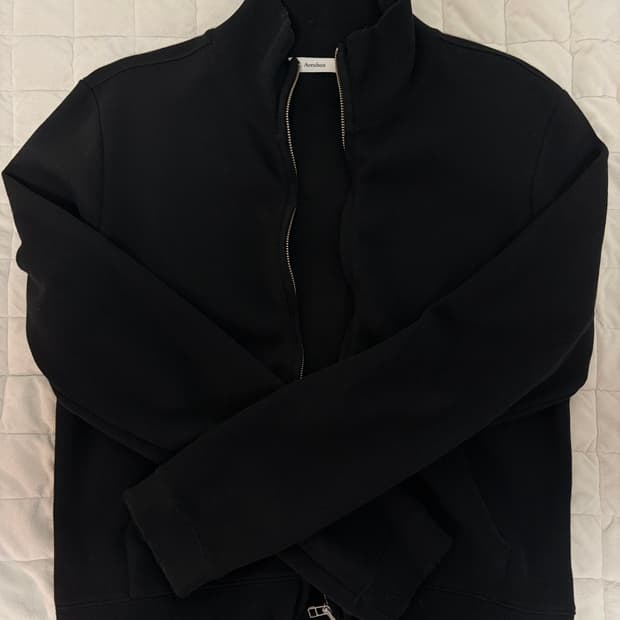 아르반 리파인드 퍼커링 크롭져지 블랙 2사이즈