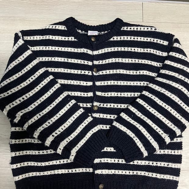 Stu 라운드넥 스트라이프 가디건 L