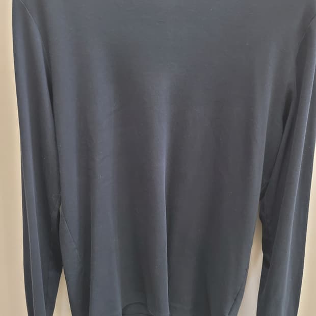 스톤아일랜드 블랙 긴팔 티셔츠