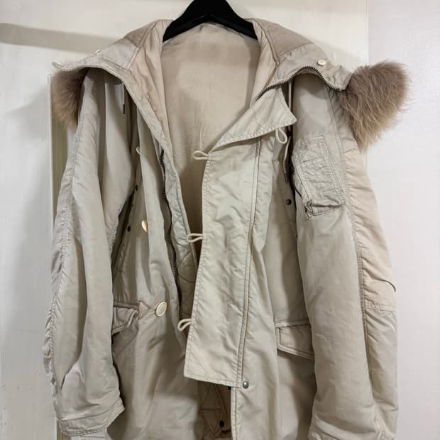 비즈빔 발데즈 코트