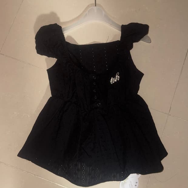 Toh 티오에이치 레아 블라우스 블랙 