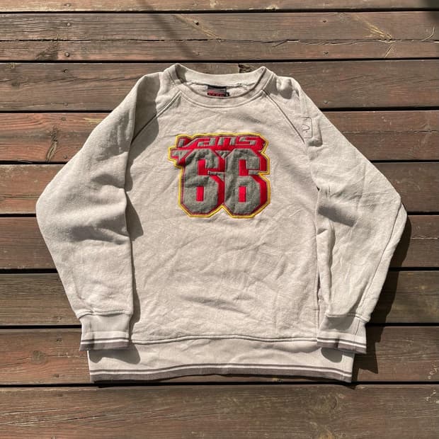 일본발 반스 스웻