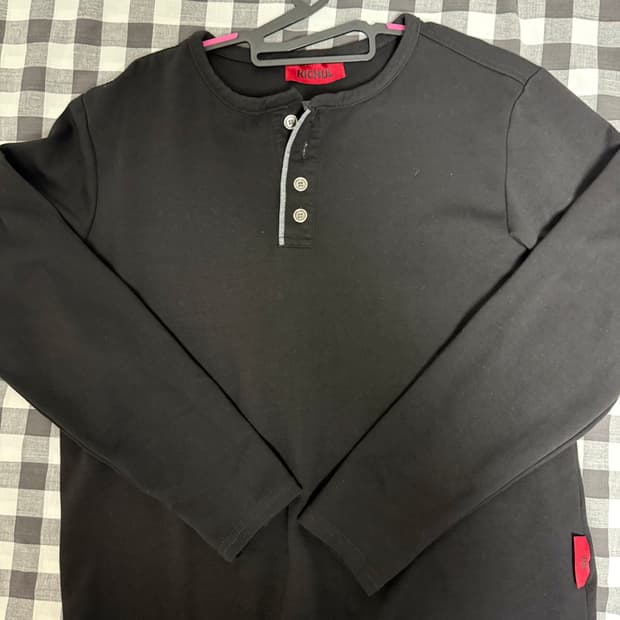 기철 헨리넥 롱슬리브 