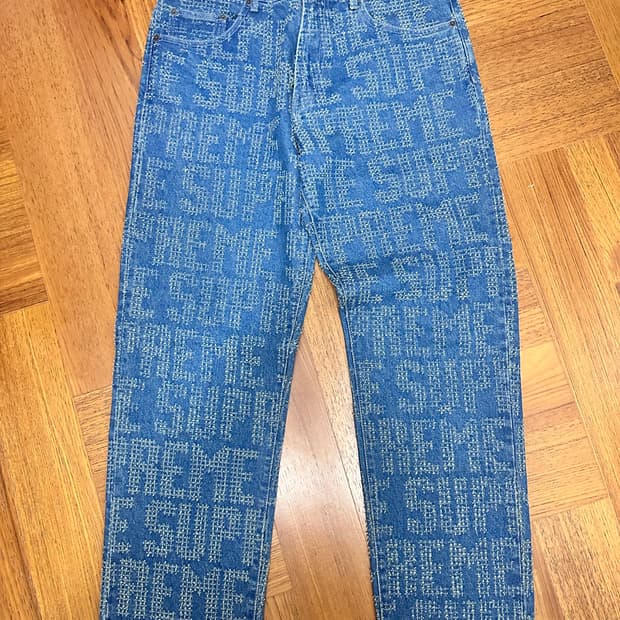 슈프림 니들펀치 레귤러진 