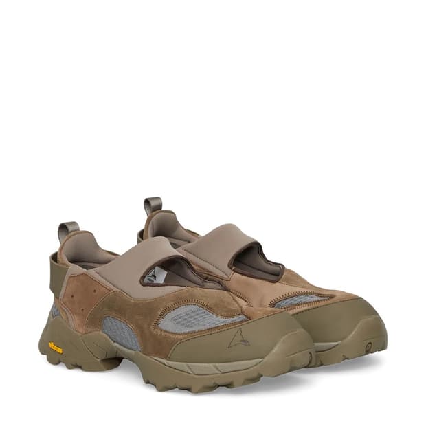 roa hiking 로아 rozes aloe 235