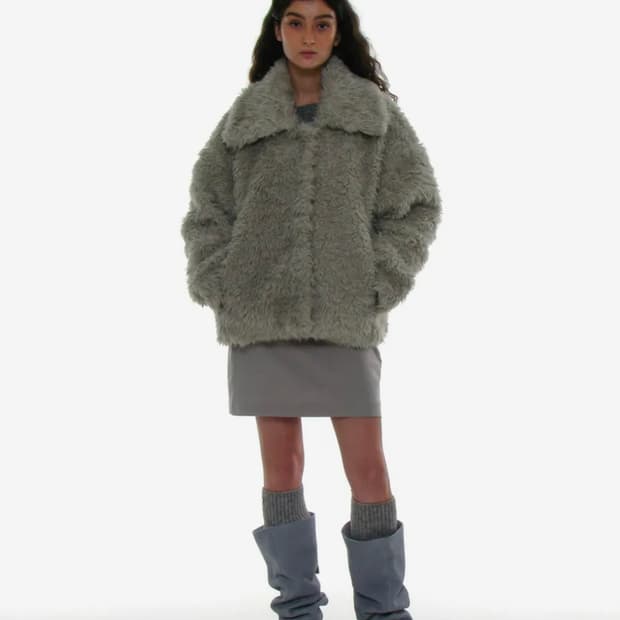 파르티멘토우먼 와이드카라 플러피 퍼코트 미사용품 