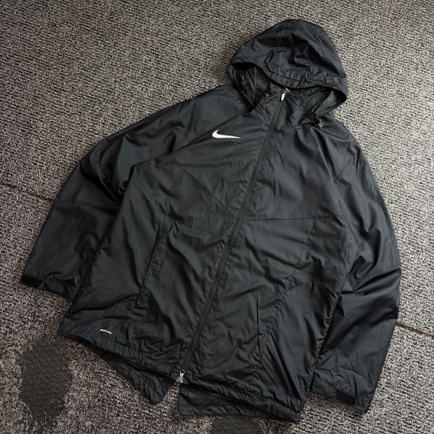 나이키 스우시 쉴드 블랙 후디 바람막이 3603
