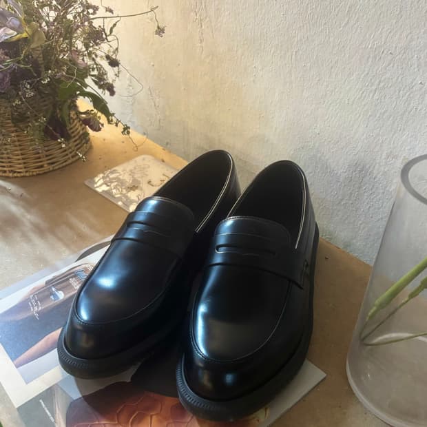 Dr. Martens TEMARA 로퍼