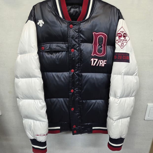 데상트 추신수 스타디움 덕다운 패딩 xl