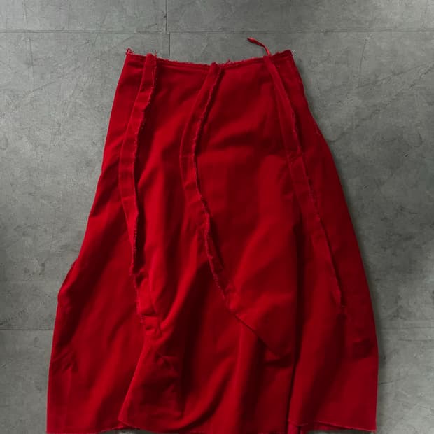 Comme des Garcons 꼼데가르송 레드 러플 스커트