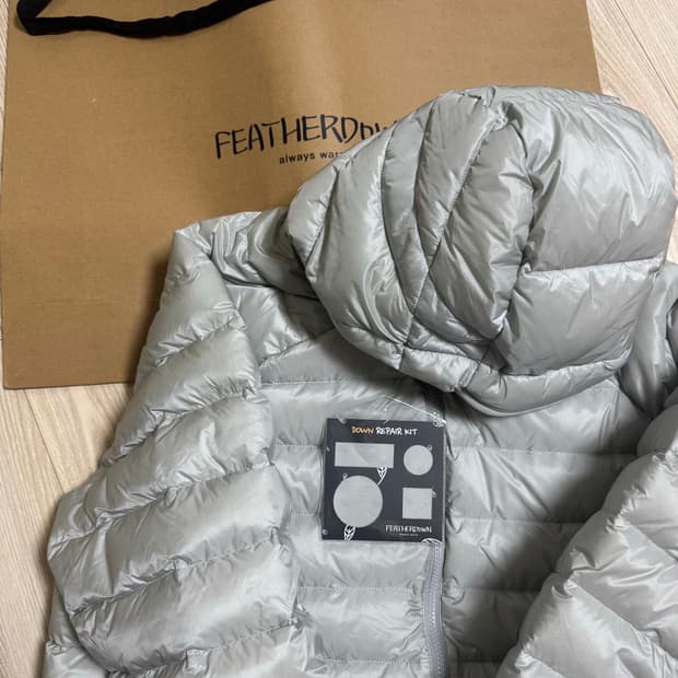 페더다운 그리드 (라이트 그레이) xl 판매합니다