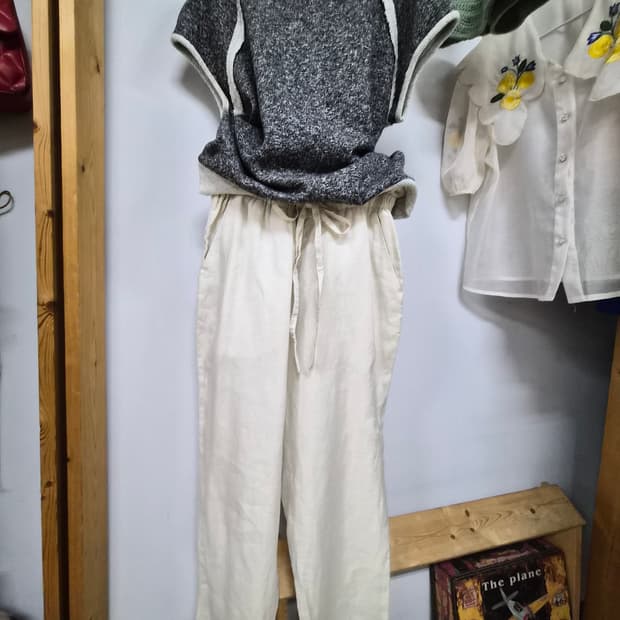ITRO 비즈티. 도나카란 린넨배기팬츠