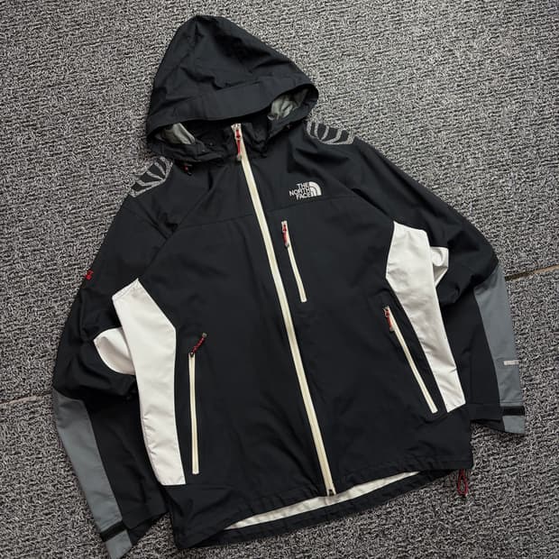 노스페이스 윈드스토퍼 고프코어 배색 바람막이 2134