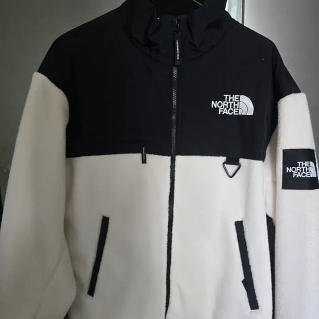 노스페이스 후리스