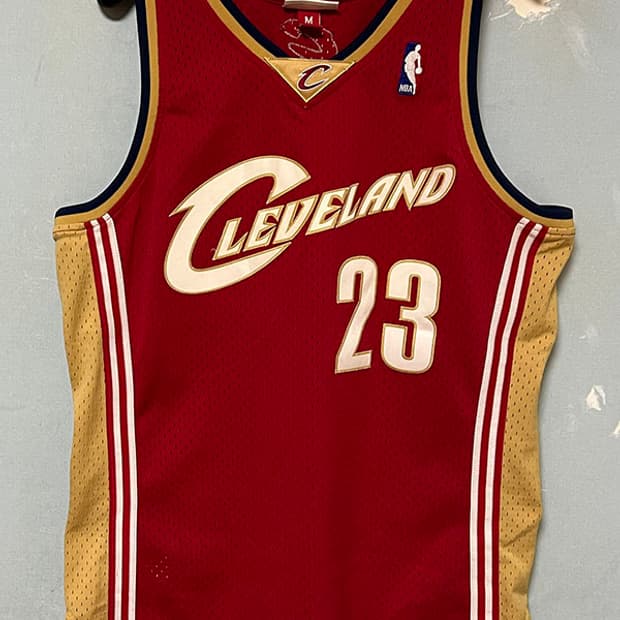 미첼앤네스 NBA 클리블랜드 르브론 제임스 23번 여자져지 M 95 66
