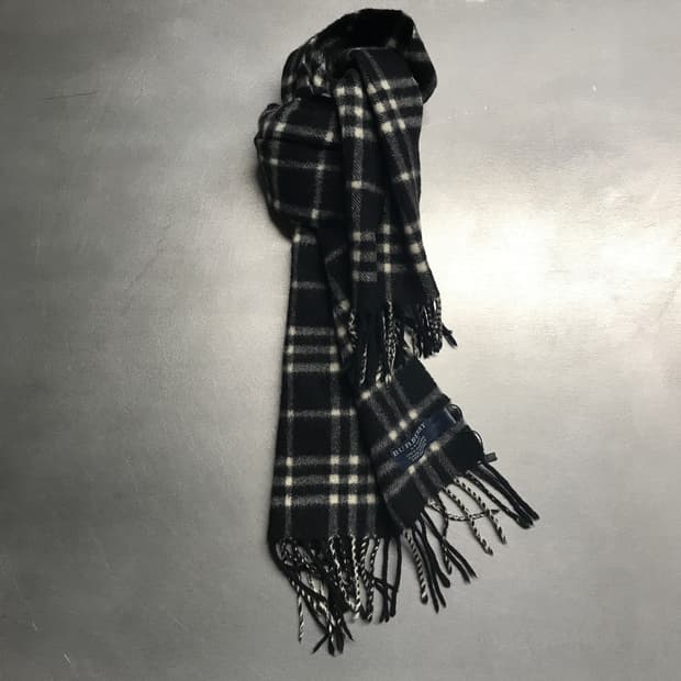 버버리 정품 캐시미어 머플러 블랙