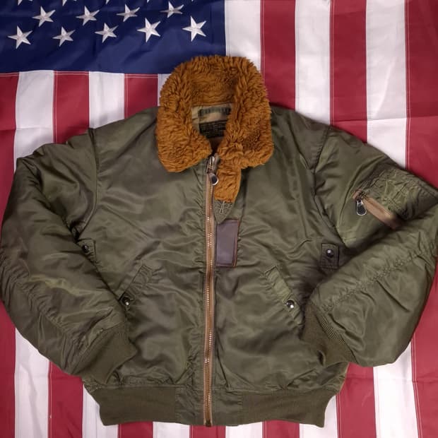 오리지날 캡클로딩사 미공군 B-15D 울파일 항공자켓