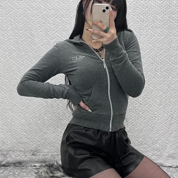 아디다스 Y2K 큐빅패치 슬림핏 약기모 후드집업 85 C09053