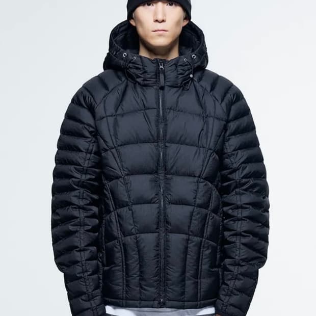 더콜디스트모먼트 경량패딩