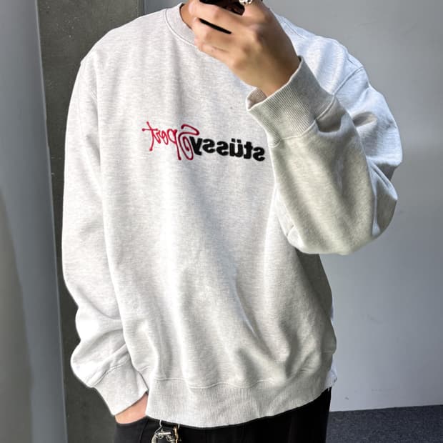 스투시 21FW 스포츠 스크립트 크루넥 스웻셔츠