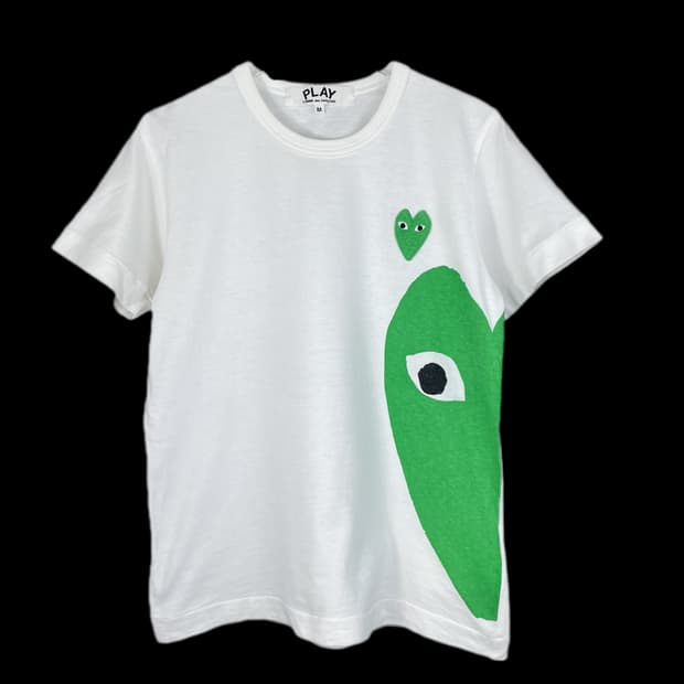 [M] 꼼데가르송 빅하트 와펜 반팔 티셔츠