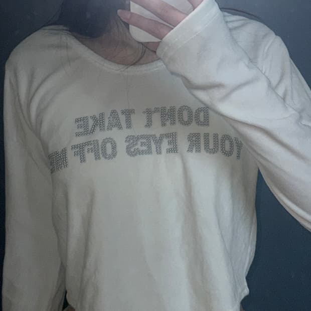 Mnc 벨벳 크롭 티셔츠