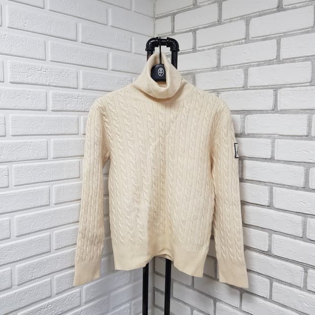 [55/정품] 몽클레어 감마블루 터틀넥 꽈배기니트