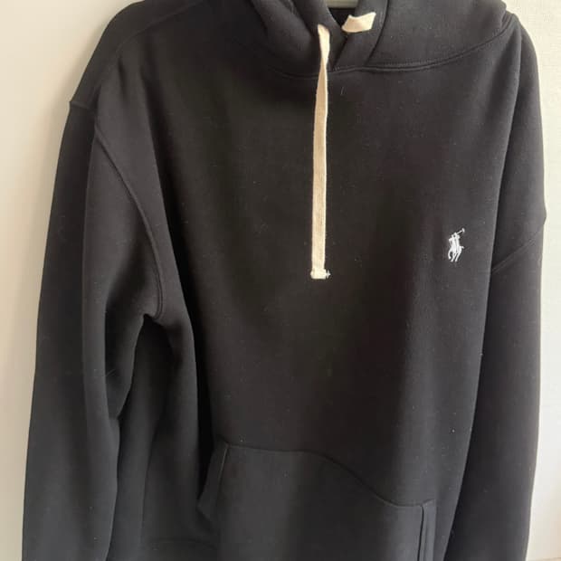 폴로 화이트포니 블랙후드티