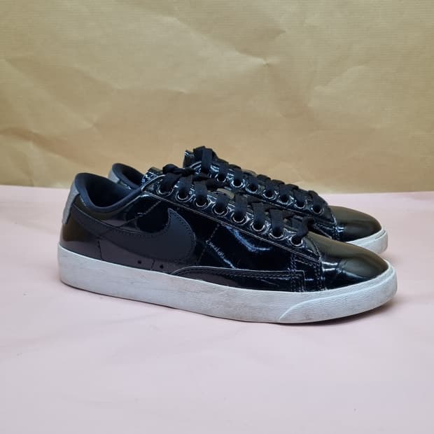 나이키 블레이져 로우 225