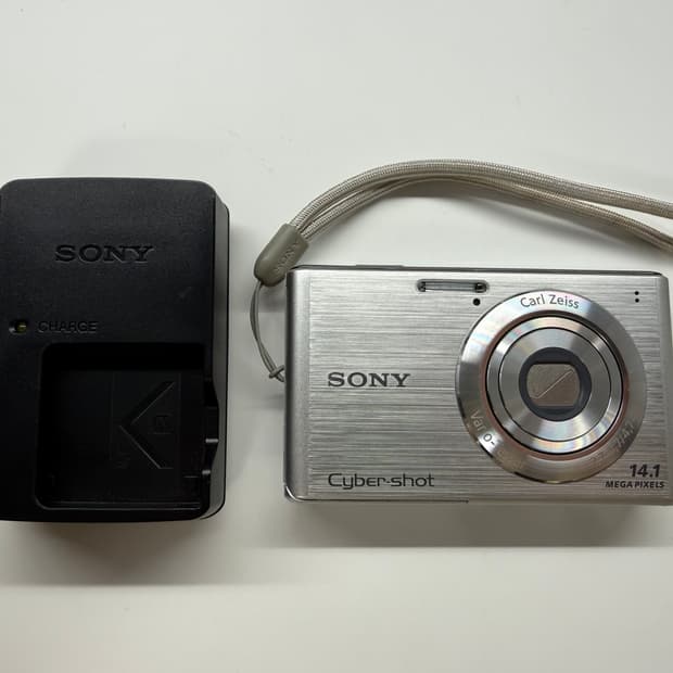 소니 사이버샷 DSC-W550 실버 디카