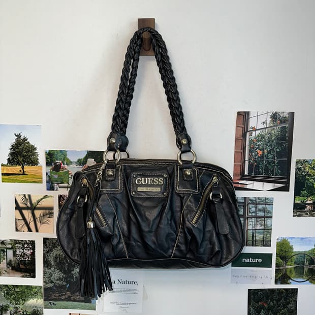 Guess black y2k shoulder bag 