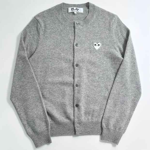 꼼데가르송 화이트 와펜 유넥 가디건