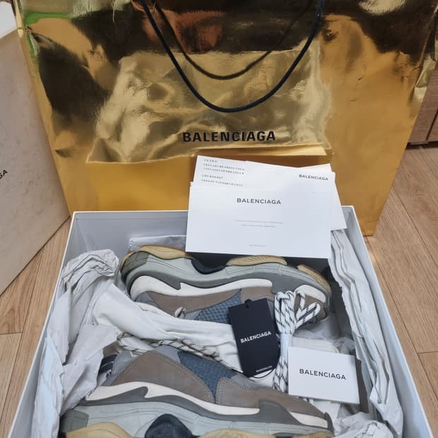 발렌시아가 트리플s 그레이 41