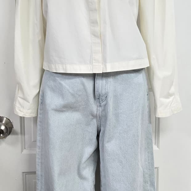 틸아이다이 배색카라 블라우스