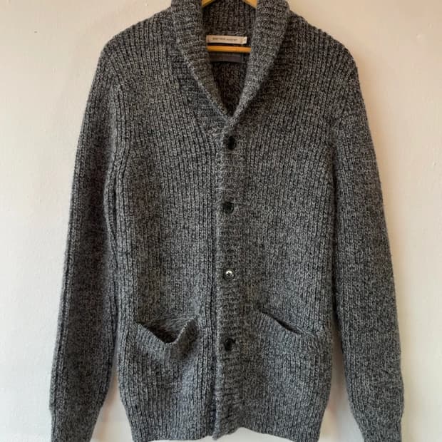 시리즈에피그램 남성 숄카라울혼방가디건
