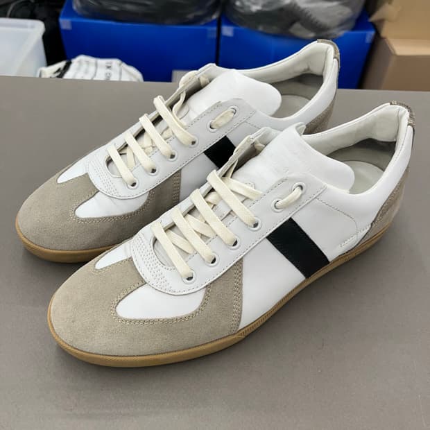 디올옴므 독일군 스니커즈