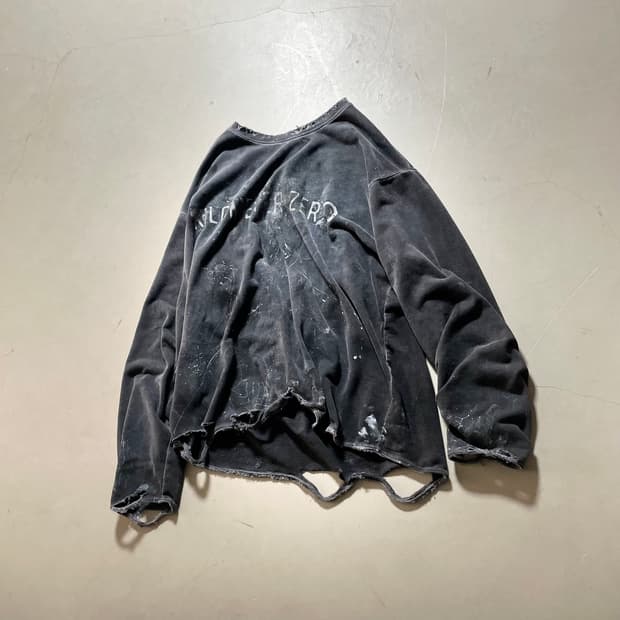 KZ Atelier  Distressed Sweatshirt