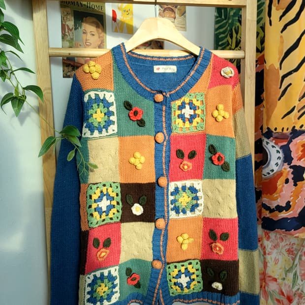 플라워 패치워크 폼폼 가디건