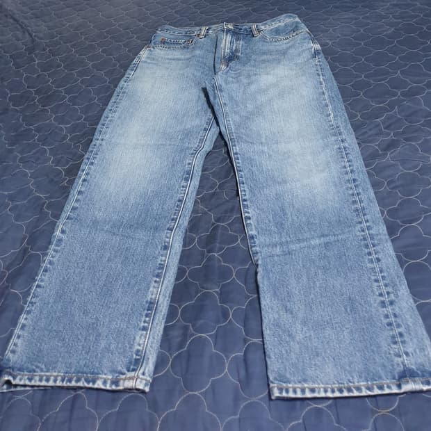 유니클로 진스 워싱 데님팬츠 중청 (32)