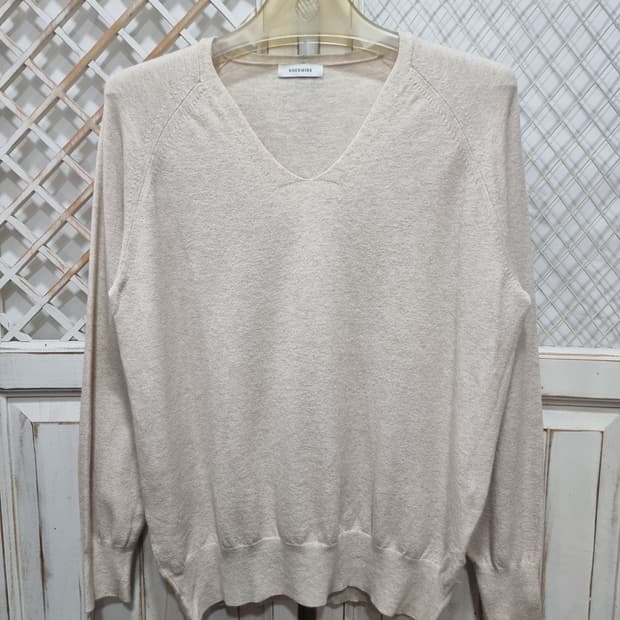 쉬즈미스 니트 V넥 (C712