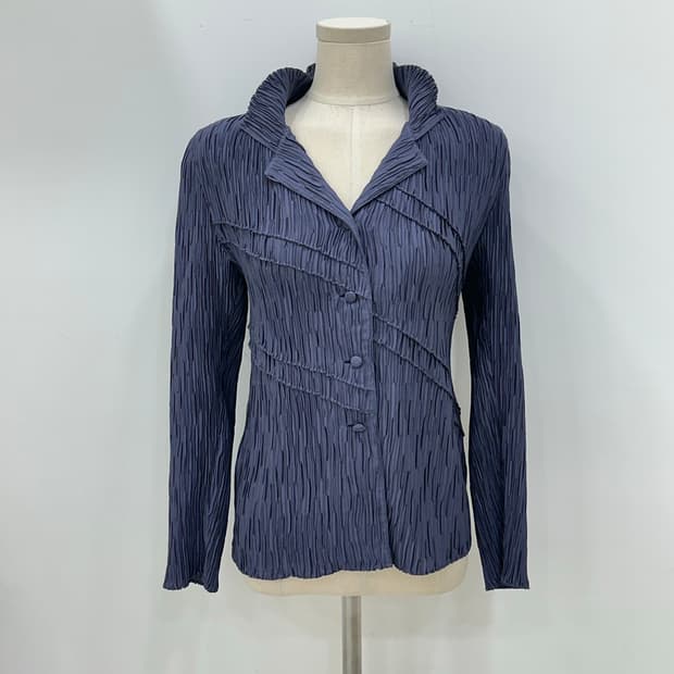 박지원 플리츠 자켓