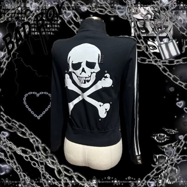Magic punk skull chain jersey 펑크 옷핀 해골져지
