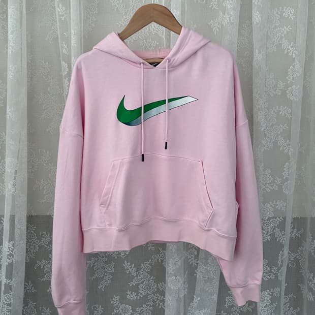 M) 나이키 스우시 크롭 후드 티셔츠 베이비핑크
