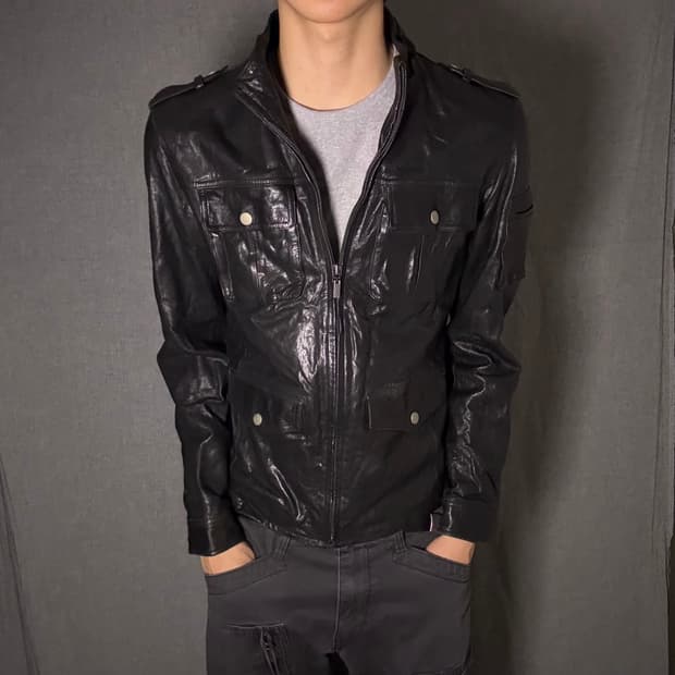 포켓 디테일 양가죽 자켓