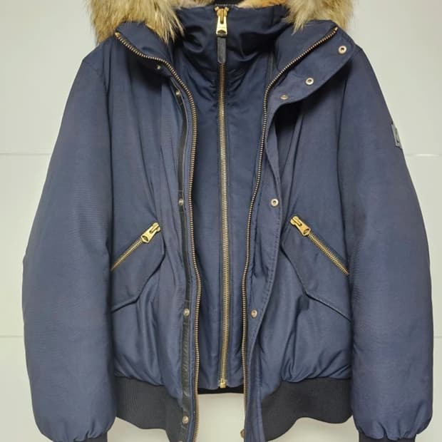 맥케이지 딕슨 금장 패딩 40사이즈/23년식신형