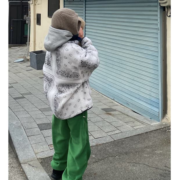 더이모션 후리스팬츠