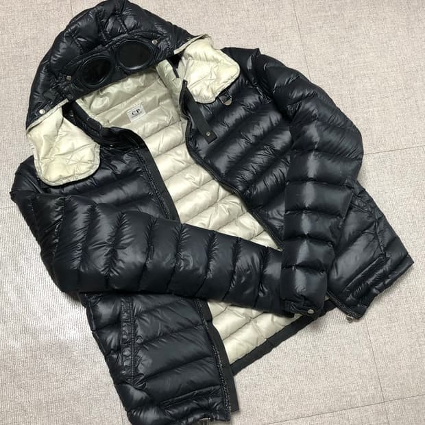 씨피컴퍼니 cp company 패딩