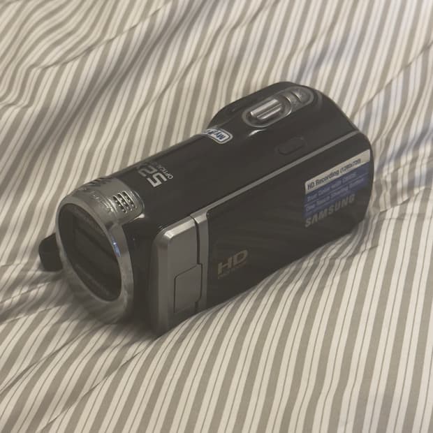 삼성 디지털캠코더 hmx-f90 (sd카드포함)