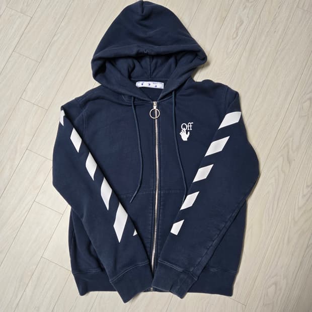 오프화이트 20FW 어그리먼트 애로우 후드집업